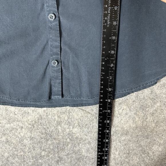 Anthropologie Cloth & Stone Button Up Shirt Medium Oversized Frayed Trim Blue - Picture 8 of 9